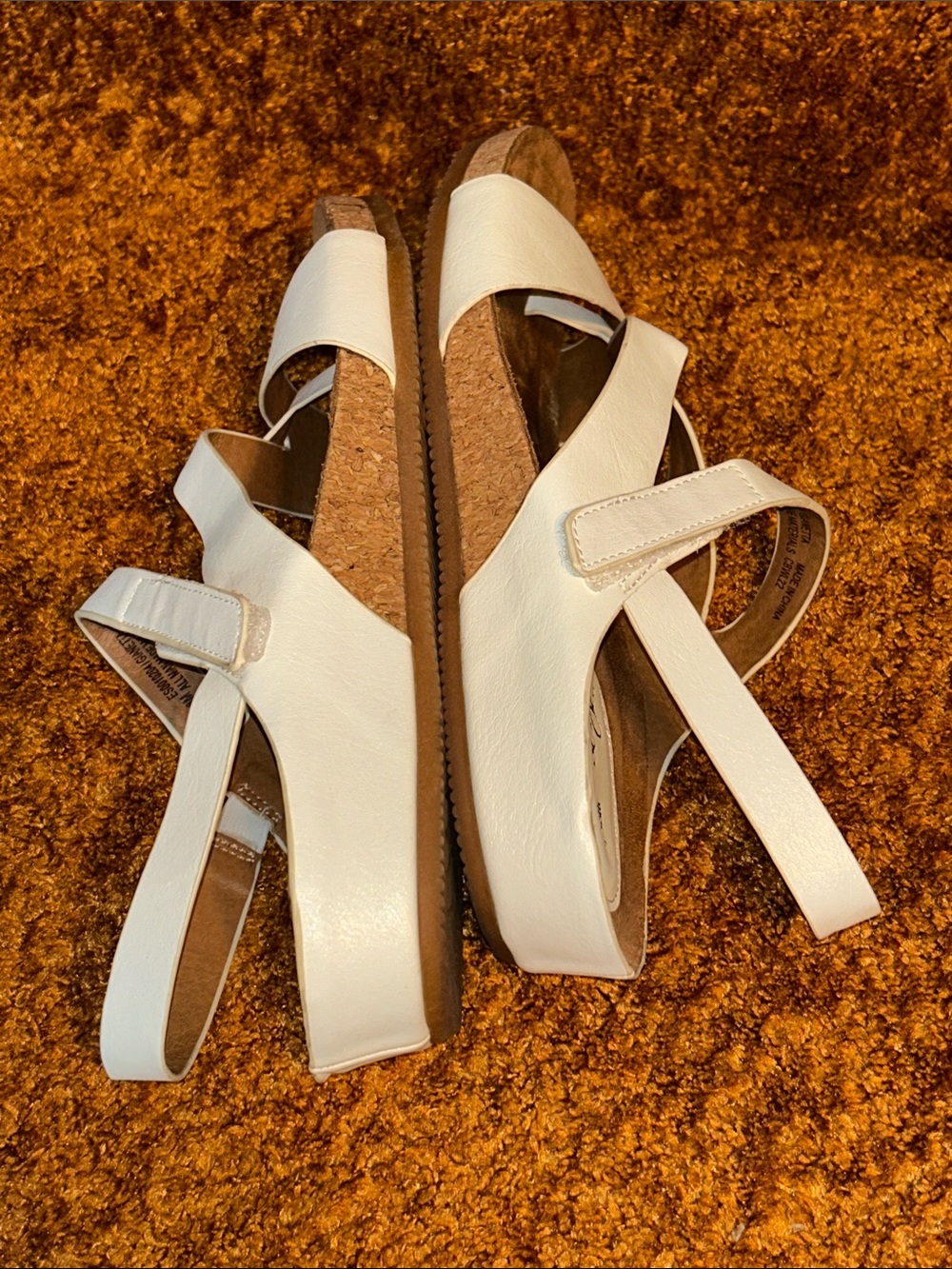 EuroSoft White Women's Strappy Slingback Sandals with Cushioned Footbed - Picture 4 of 7